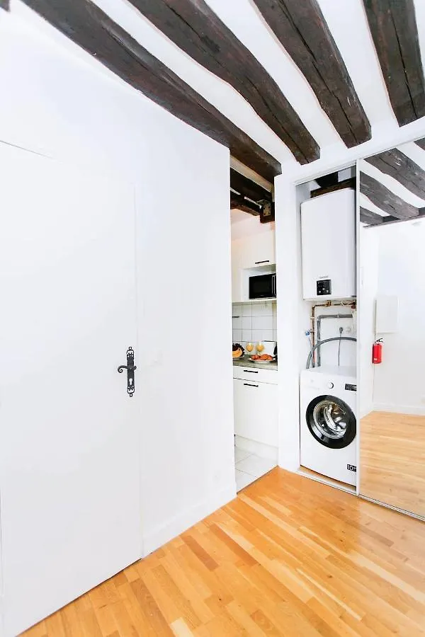 Apartment Louvre & Rivoli - Cityapartmentstay Paris